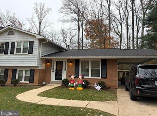 1723 Pine Valley Dr, Vienna, VA 22182