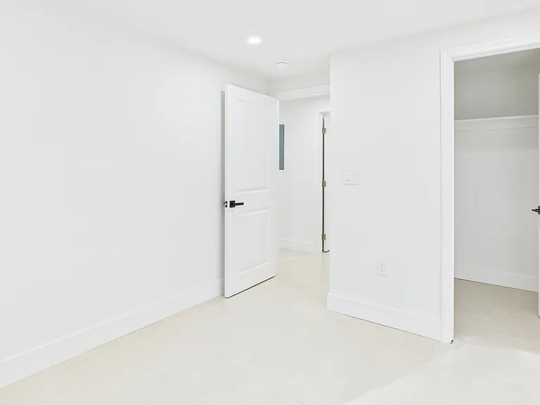2849 Coloma St #B — Photo 13