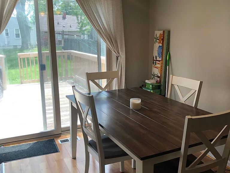 1186 Boyd St — Photo 6