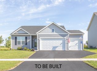 5 S 5th St, Eldridge, IA 52748