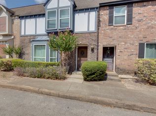 840 Threadneedle St E #208, Houston, TX 77079