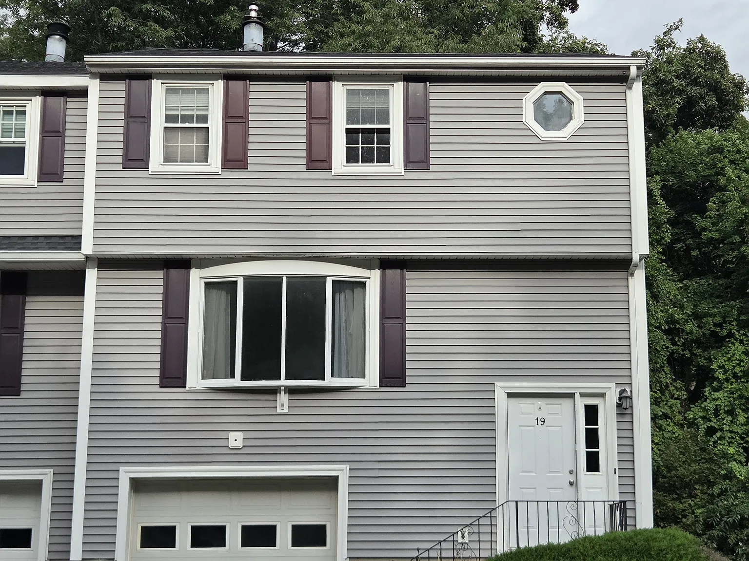 2 bed, 1.5 bath, 1320 sqft, $2,395 — Photo 1