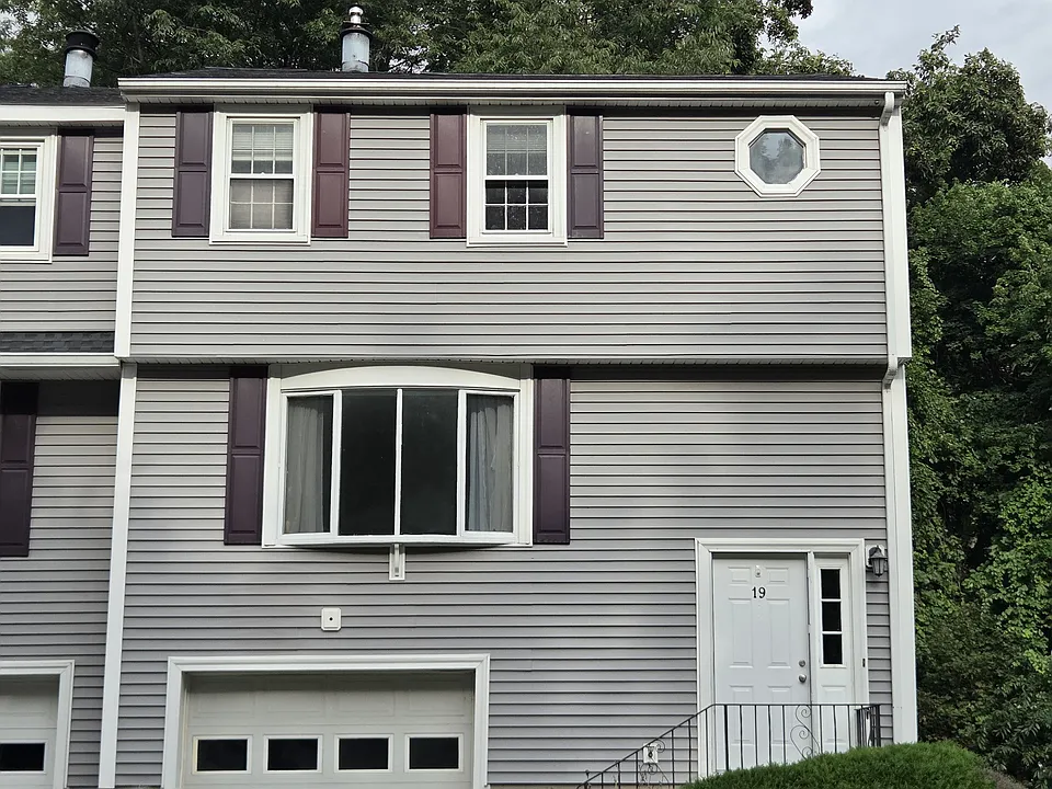 19 Lexington Rd
