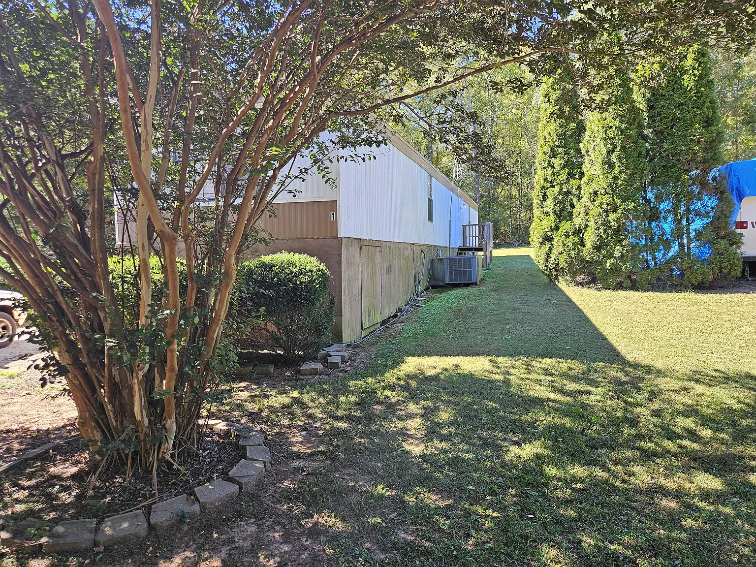 2 bed, 870 sqft, $800 — Photo 2