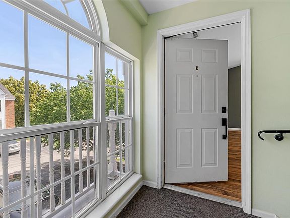 4th image of 309 Clayton Crossing Pl APT C