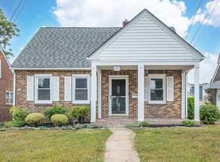 151 Clinton St, Woodbridge, NJ 07095