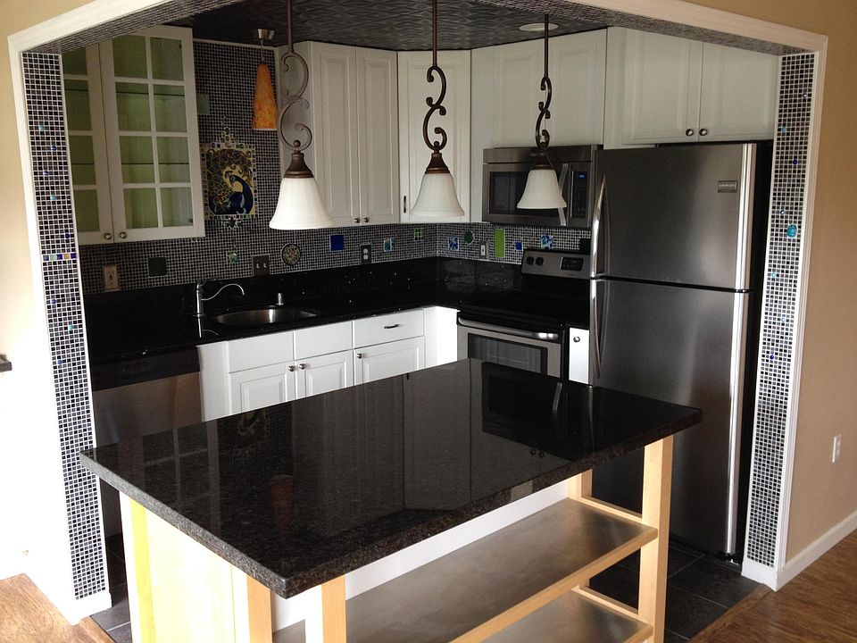 1st image of 18523 68th Ave NE APT 205