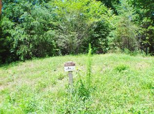 21 Porter Creek Dr, Franklin, NC 28734