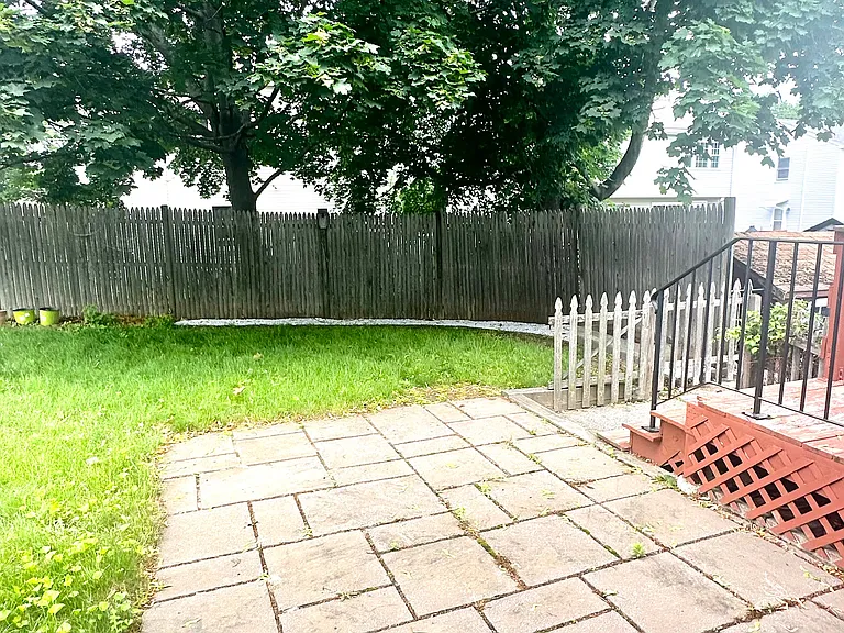 28 Evergreen Ave #28 — Photo 28