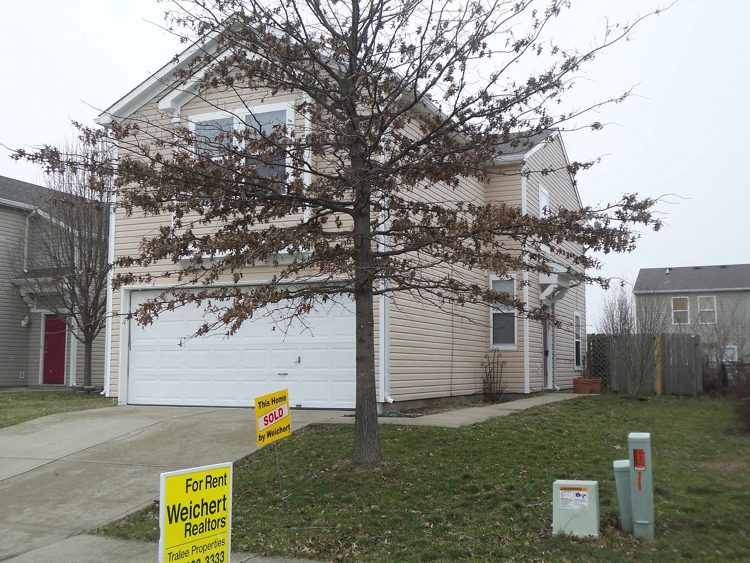 1119 Crescent Dr photo 1