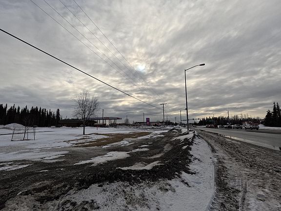 2nd image of 10639 Kenai Spur Hwy
