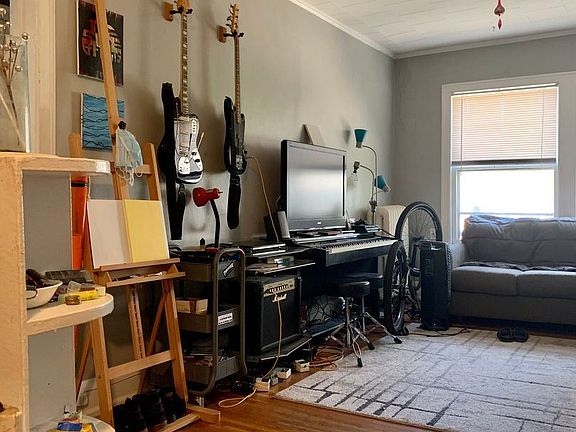 2nd image of 2726 Girard Ave S APT 207