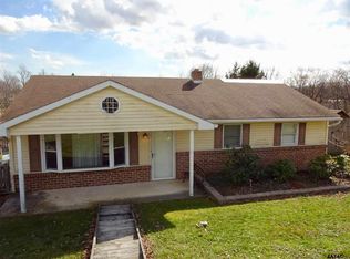 3029 Faith Ln, Red Lion, PA 17356