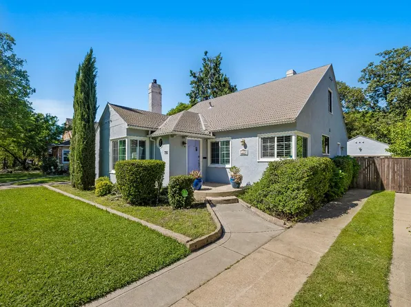 2616 Land Park Dr, Sacramento, CA 95818