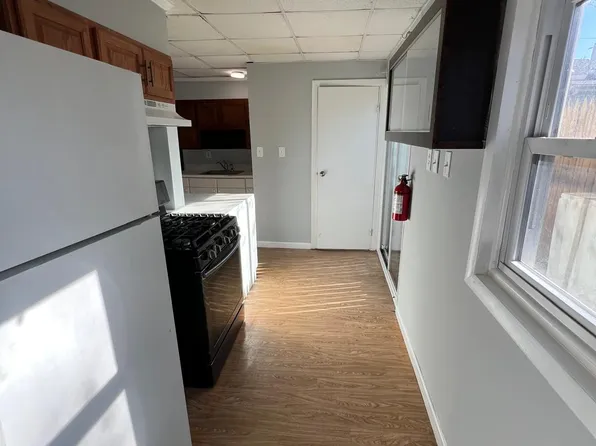 237 Clearfield Ave, Trenton, NJ 08618