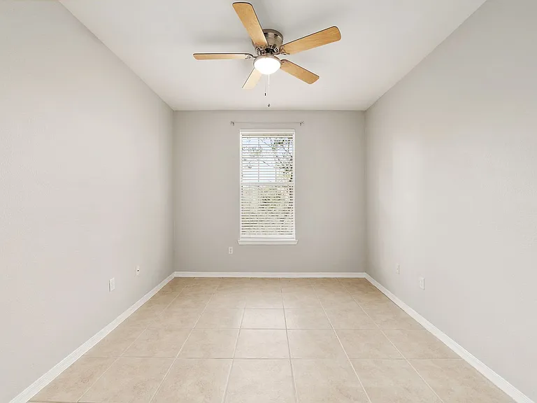 2291 NW 16th Ter #2291 — Photo 17