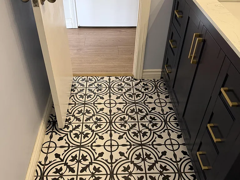 9303 Crest Dr — Photo 11