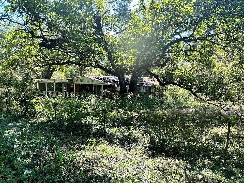 1st image of 10300 Pecan St