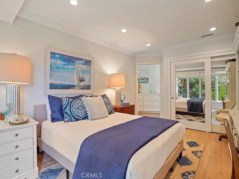 437 Emerald Bay — Photo 21