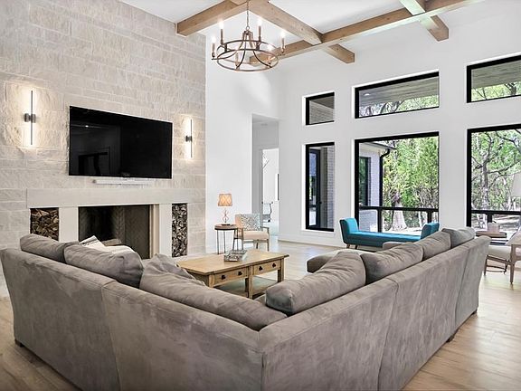 5th image of 134 Ambrosia Ln