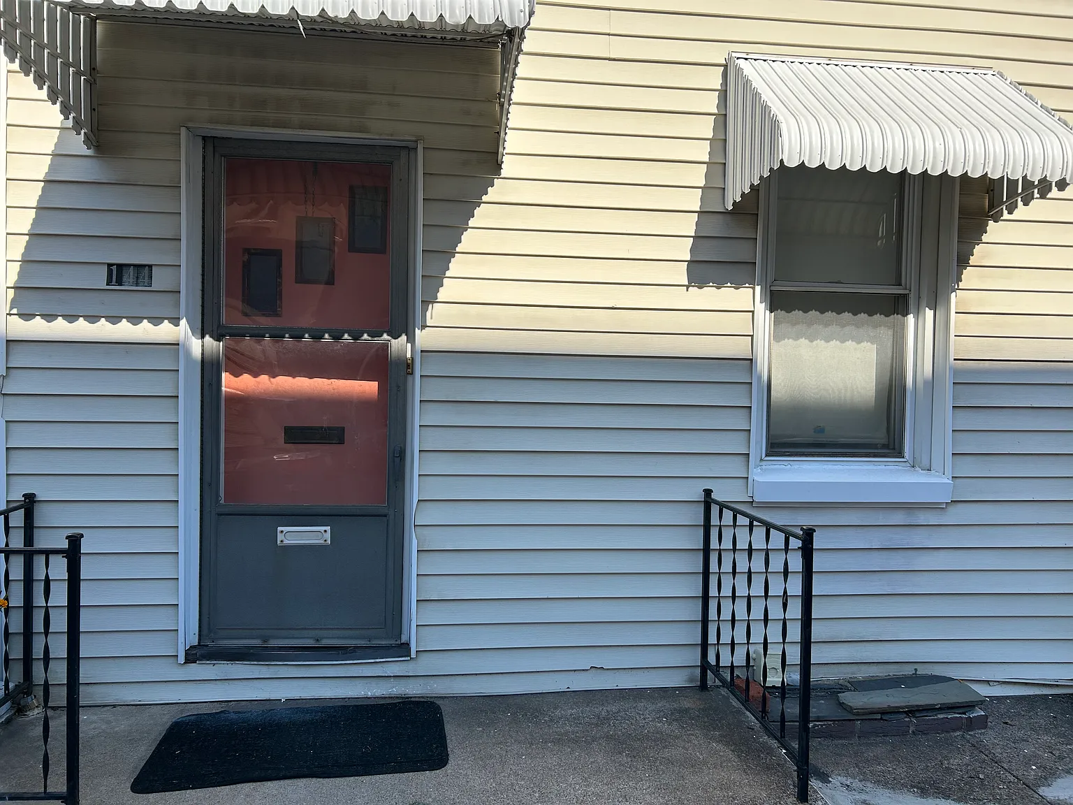 3 bed, 1.5 bath, 1126 sqft, $1,900 — Photo 4