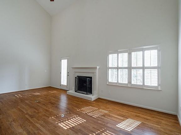 3rd image of 1307 Whitlock Ridge Dr SW