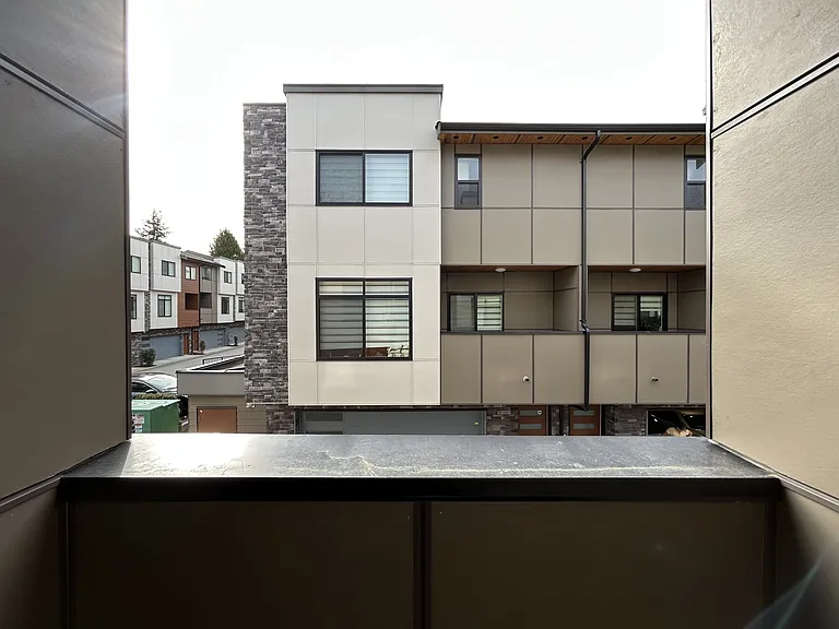 15950 Alder Pl #2 — Photo 19