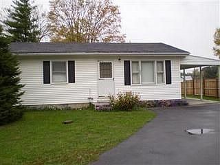 1st image of 8 Gray Dr