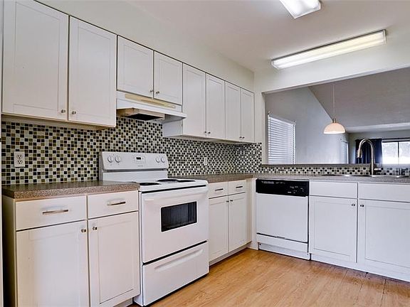 4th image of 6019 27TH STREET W #6019