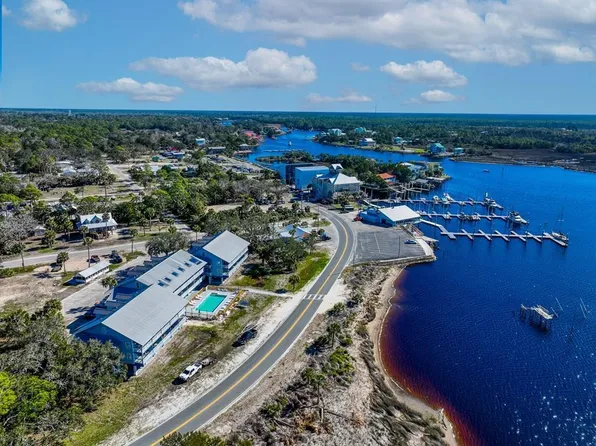 115 NW First Ave UNIT 210, Steinhatchee, FL 32359