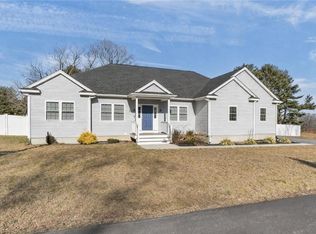 1 Alexandria Way, Johnston, RI 02919