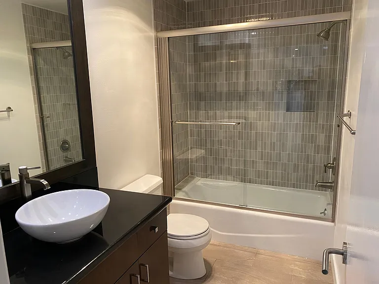 1200 Manhattan Beach Blvd #D — Photo 11