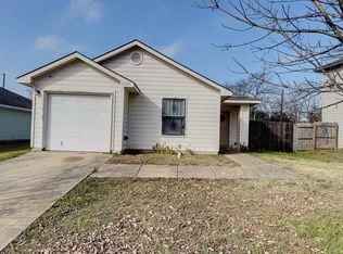 1635 Red Cloud Dr, Dallas, TX 75217