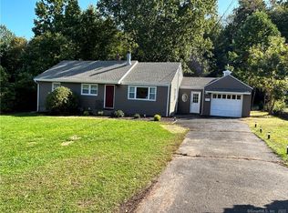 122 Crater Ln, Berlin, CT 06037