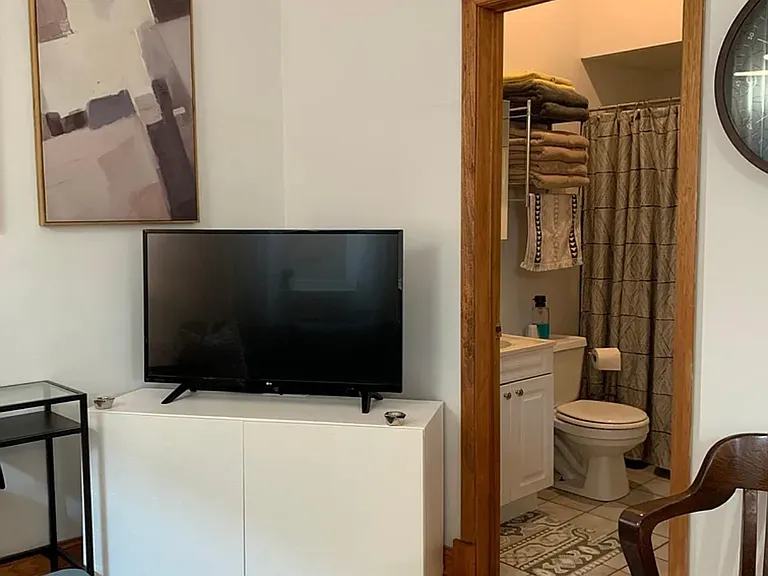 3733 S Lowe Ave #1R — Photo 6