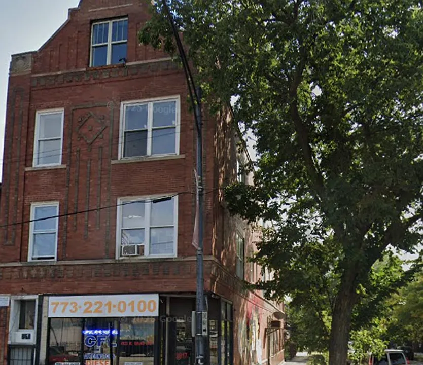2917 W Cermak Rd