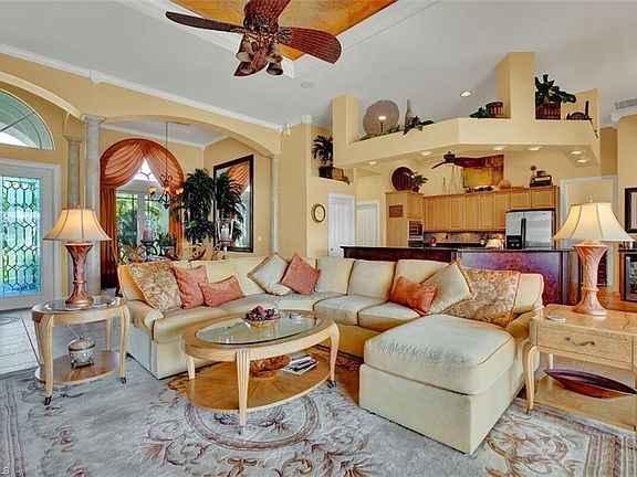 5th image of 2318 SW 51st St