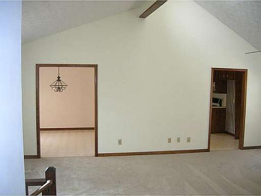 4th image of 2503 Kerry Ct NE