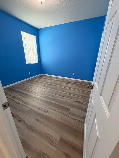 4 bed, 1900 sqft, $2,500 — Photo 4