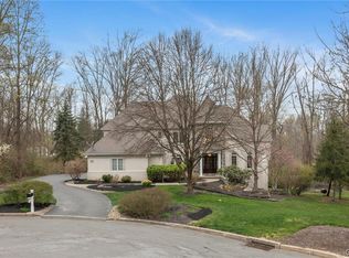 5202 Northwood Dr, Center Valley, PA 18034