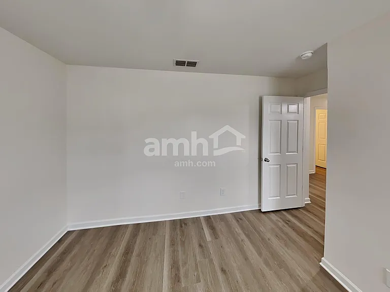 4063 Locerbie Cir — Photo 18