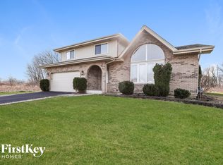 5811 Kathryn Ln, Matteson, IL 60443