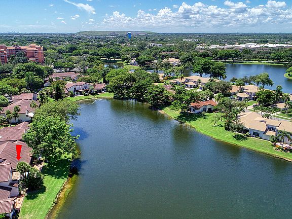 2nd image of 3021 Deer Creek Lake Shore Drive