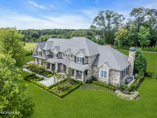 3 Bretwood Drive N, Colts Neck, NJ 07722