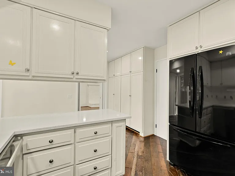 8416 Fox Run — Photo 19