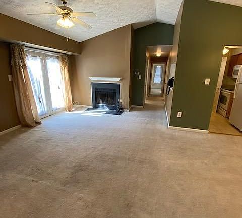 2nd image of 5704 Olde Mill Ct Unit 142