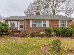 1973 Montrose Dr, East Pt, GA 30344