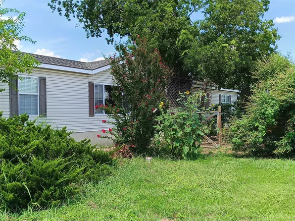 11483 Olen Dr, Justin, TX 76247