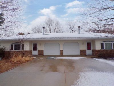 4288 Sycamore St SE, Iowa City, IA, 52240