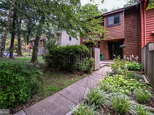 1944 Winterport Cluster, Reston, VA 20191